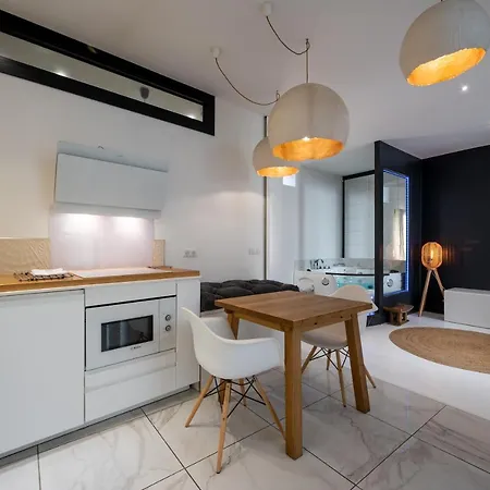 Loft Clim - Jacuzzi Centre Gare - Parking Gratuit *