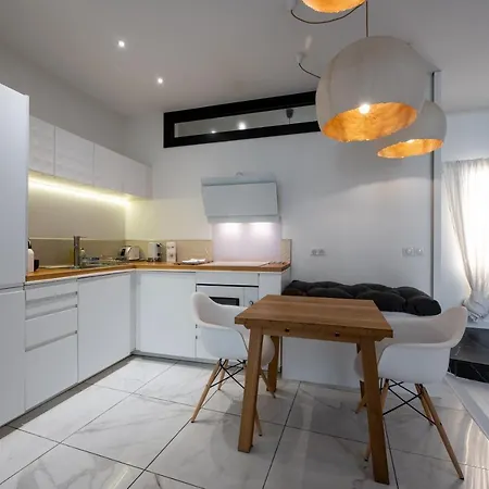 Loft Clim - Jacuzzi Centre Gare - Parking Gratuit Apartament *